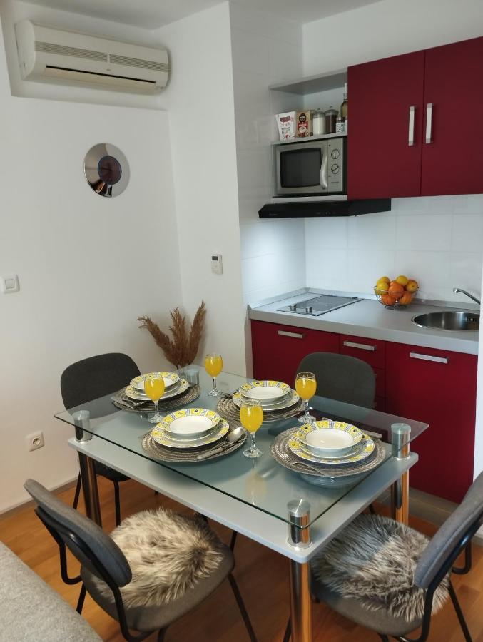 Bella Vista - Cozy Apartments With Easy Check-In And Free Parking Split Dış mekan fotoğraf
