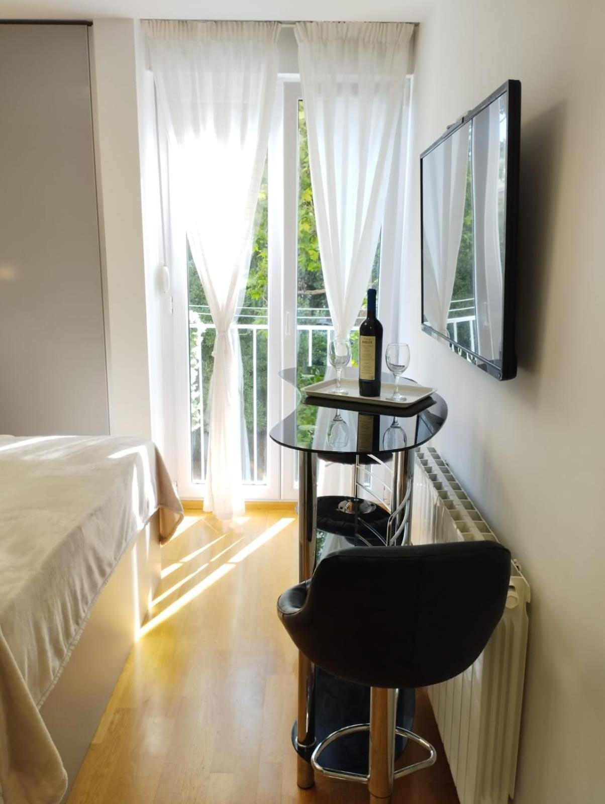 Bella Vista - Cozy Apartments With Easy Check-In And Free Parking Split Dış mekan fotoğraf